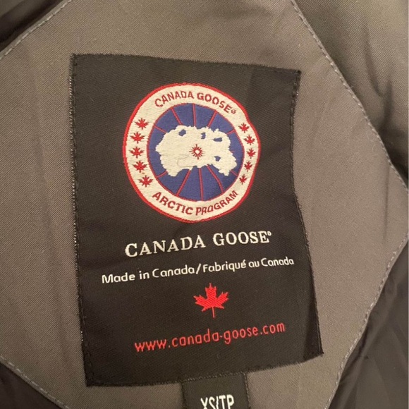 ❤️🔥Canada Goose Mystique long parka women,rarely worn like new condition0 FLAWS - Picture 10 of 12